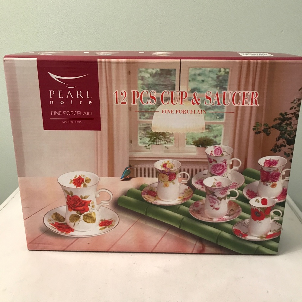 Pearl Noire Istikan Fine Porcelain cups& sausers